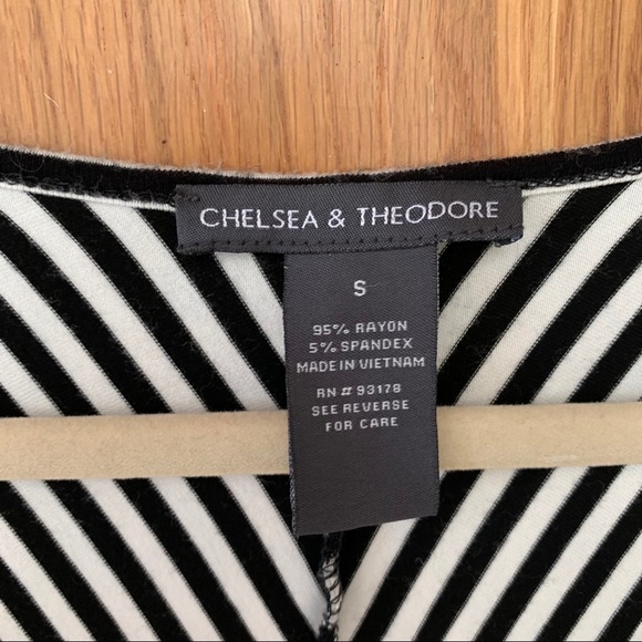 Chelsea & Theodore Maxi Dress - Picture 6 of 7